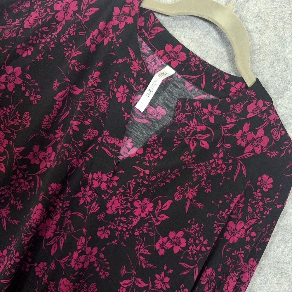 Dear Scarlett Tunic Blouse Women Sz XL Black Floral Roll Tab Lightweight Stretch